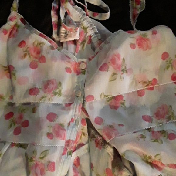 Top - Picture 2 of 2